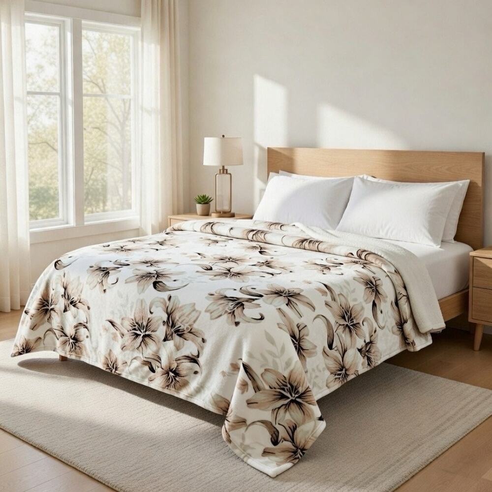 Cozy Queen Size Blanket - Plush & Warm with Vibrant Colors, Lilly